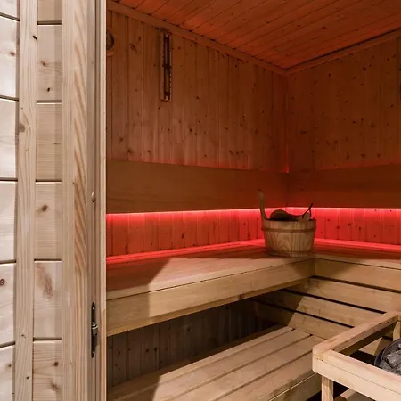 Marinus - With Pool And Sauna Appartement